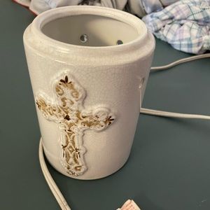 Scentsy wax warmer